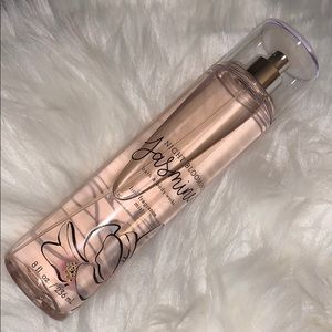 Night Blooming: Jasmine Fragrance